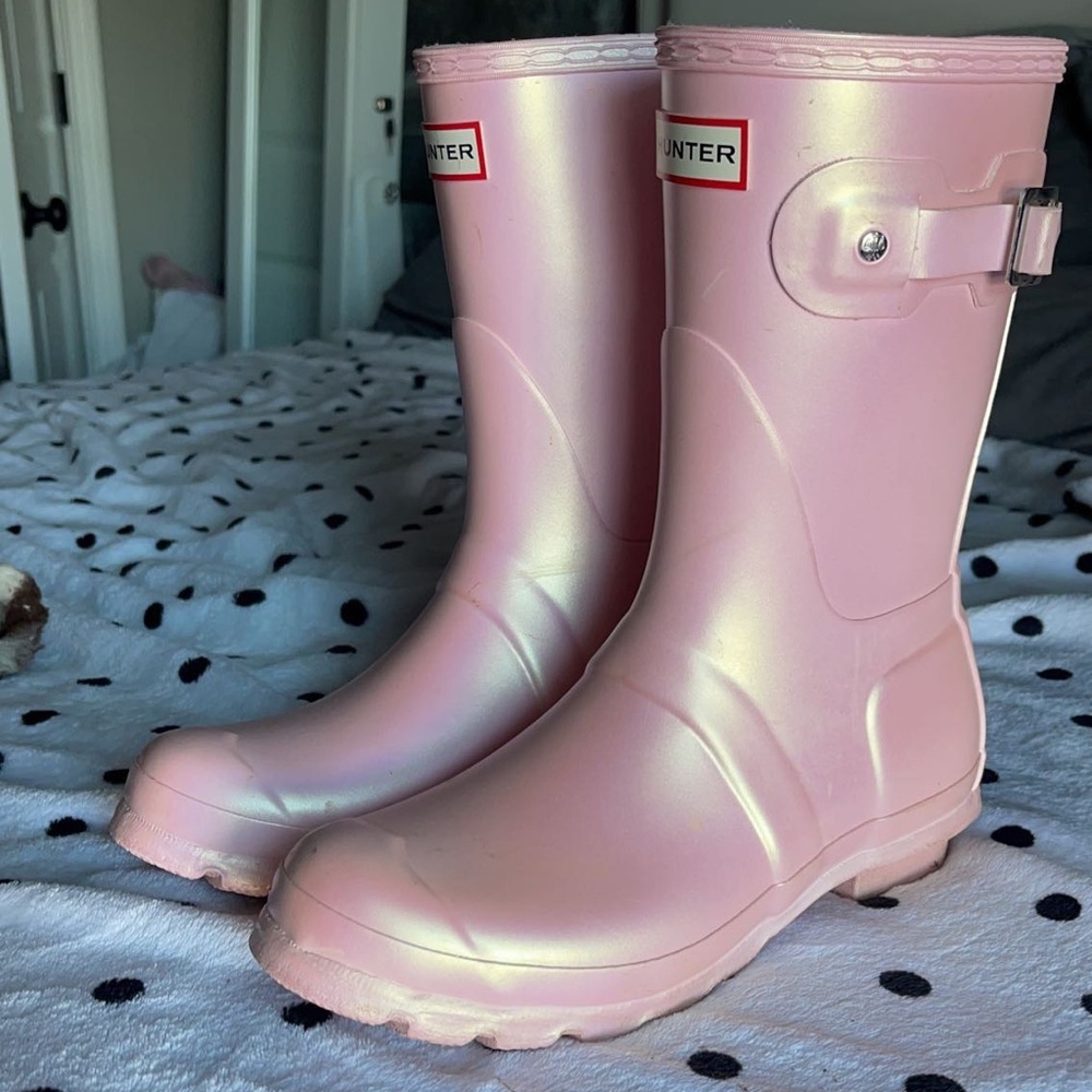 Hunter Boots!!! Metallic Pink💗